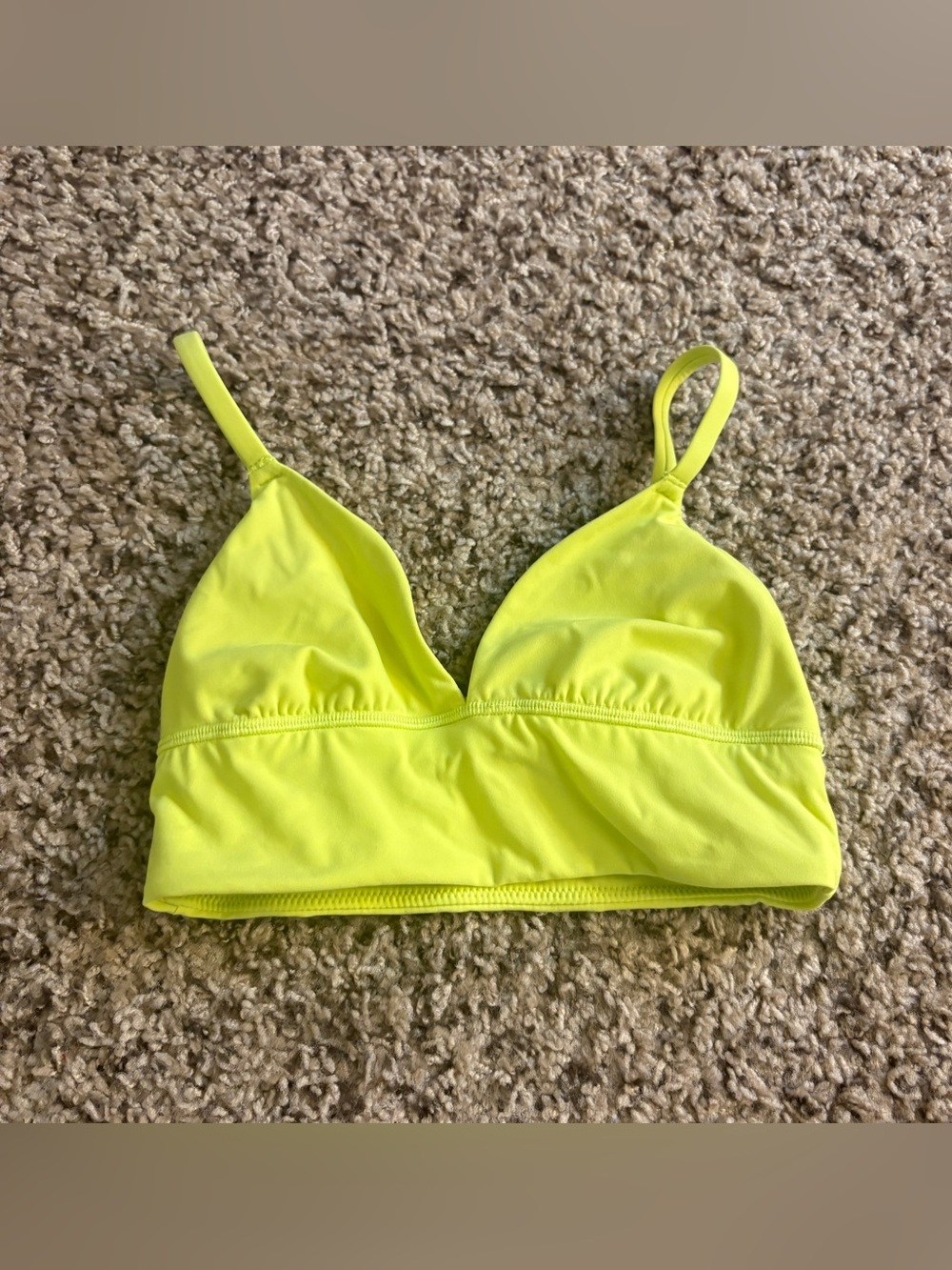 SKIMS Fits Everybody Triangle Bralette in Neon Green Size Women’s XS